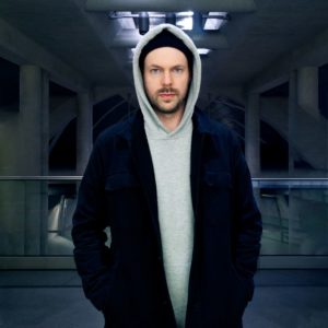 Musiker und Musikproduzent Maz'n spricht im Interview bei Ausgang Podcast ueber seine Leidenschaft zu elektronischer Musik